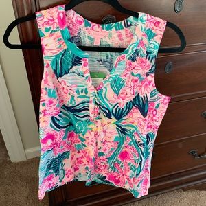 Essie top